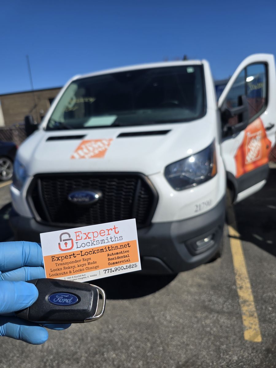 Mobile ignition switch repair in progress